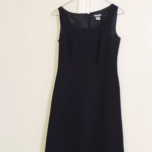 Ann Taylor Little Black Dress 00P
